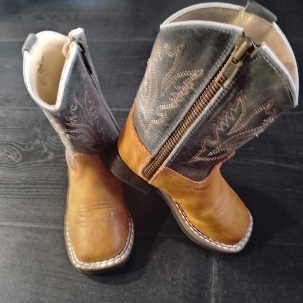 Cody James Genuine Leather Toddler-Boys' Western Boot Square Toe - BBSI1872
